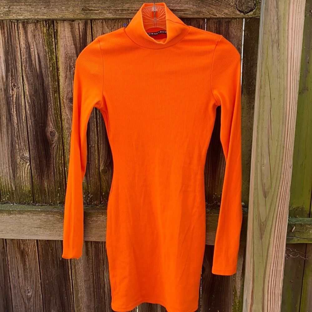 Ribbed Bodycon dress sz. 3